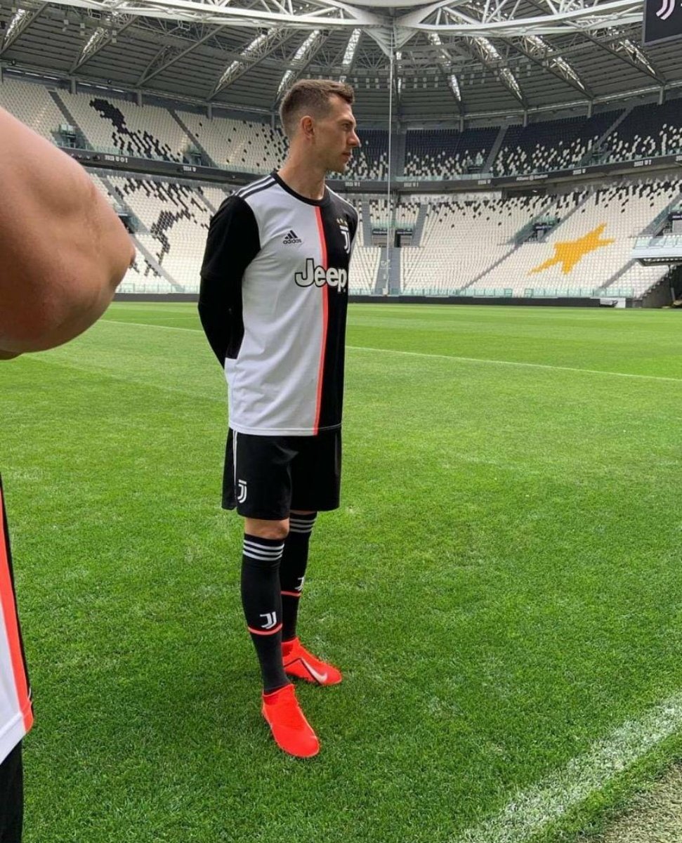 Camiseta nueva de discount la juventus 2020